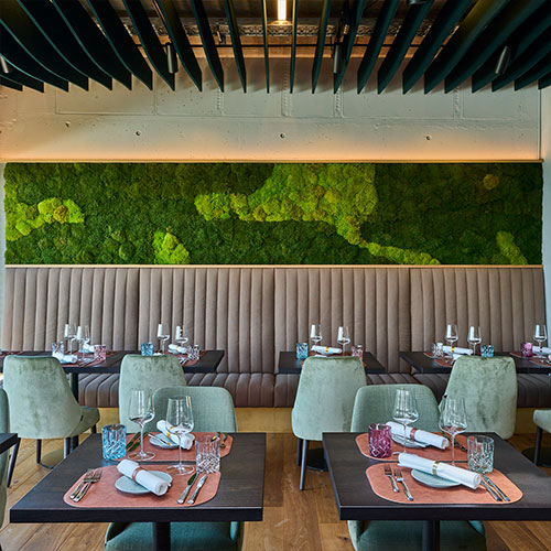 Bilder: Projekt RIVI Panoramarestaurant